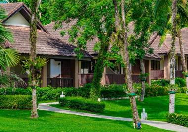 The Leaf Oceanside by Katathani - SHA Extra Plus