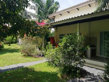 Aathid Garden Khao Lak