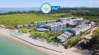 Le Meridien Khao Lak Resort & Spa - SHA Extra Plus