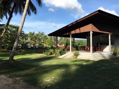 Golden Coconut Resort