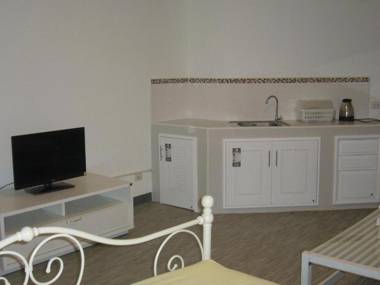 Room in Guest room - Chan Kim Don Mueang Guest House Triple room