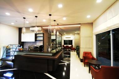 The Contrast i Hotel