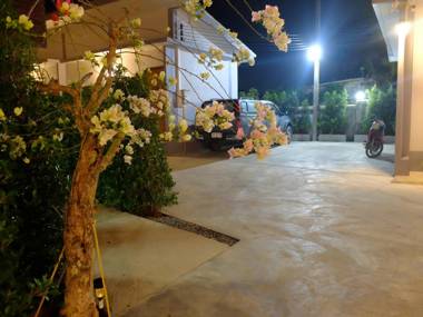 Baan Tua Tor Resort Sattahip