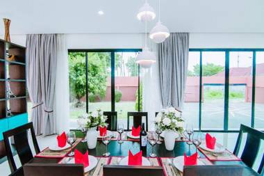 Modern Tropical Villa