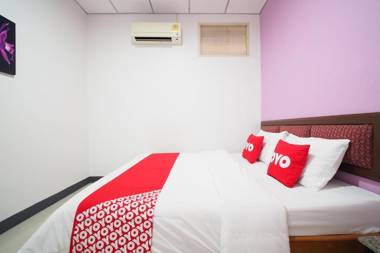 OYO 678 The Room Relax