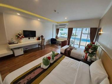 Swan Lake Hotel Sattahip