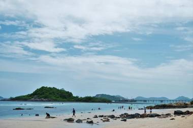 Sea Paradise Hotel Sattahip