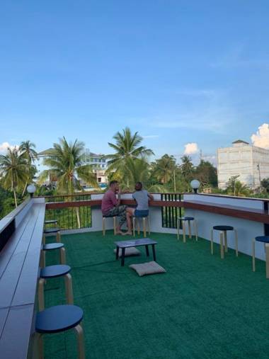 Sleepbox Hostel Suratthani