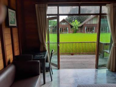 100 Islands Resort & Spa