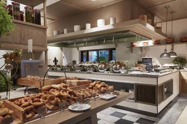 Woodlands Hotel and Resort Pattaya