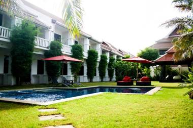 Palm Grove Resort Pattaya