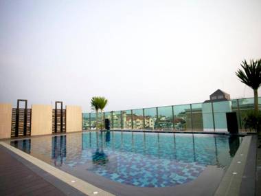 April Suites Pattaya