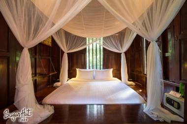 Sugar Hut Resort & Restaurant