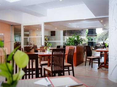 Hotel Tropicana Pattaya - SHA Extra Plus by D N A