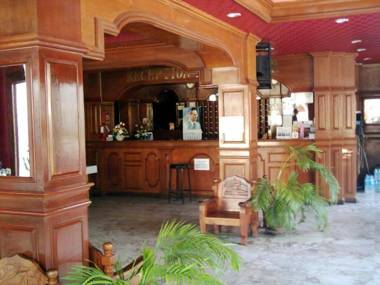 Marine Paradise Encore