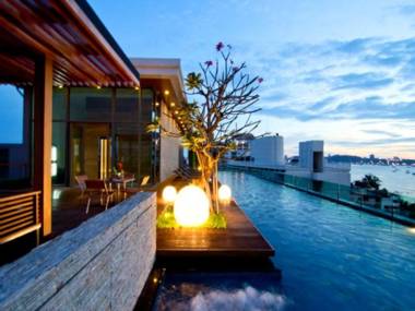 Seven Zea Chic Hotel (SHA Certified)