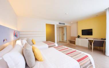 Pattaya Sea View Hotel - SHA Extra Plus