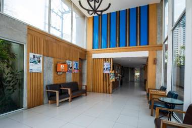 B2 Sea View Pattaya Hotel