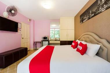 OYO 75375 Lisa Guesthouse