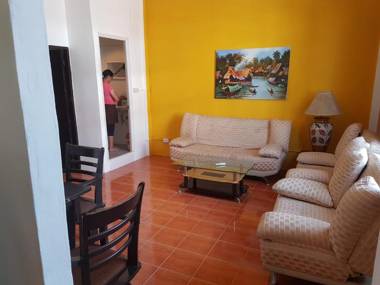 Doubleshot Guesthouse Jomtien