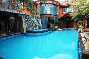 Khunsri Resort Art Boutique Hotel