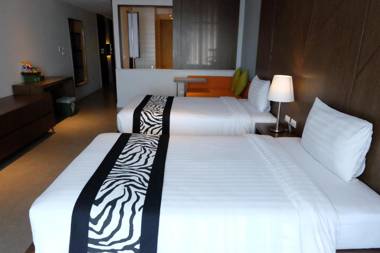 Season Five Hotel "SHA Certified"