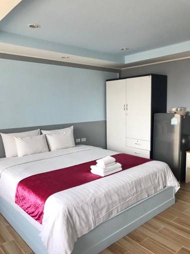 The Beach Front Resort Pattaya