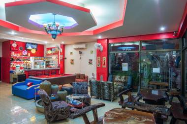 Pattaya Holiday Lodge.