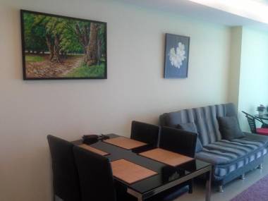 Cosy Beach View Apartments