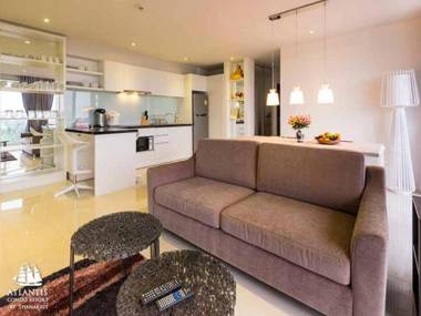 Atlantis Condo & Water Park Pattaya by The Sea