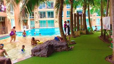 Atlantic Condo Resort Pattaya by Panisara