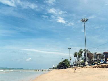 Beach 7 Condo by GrandisVillas