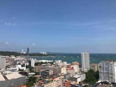Pattaya Beach Sea View Rooftop Pool Resort