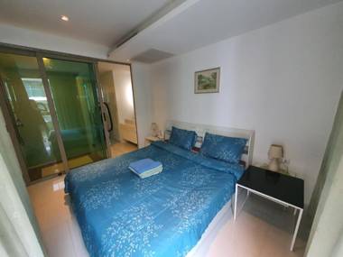 Sanctuary Wong Amat Apartment