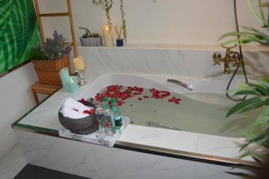 Pace Residence Pattaya SHA Plus