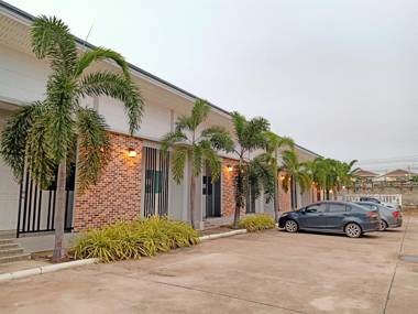 Baan Klang-Dao Resort (Sattahip)