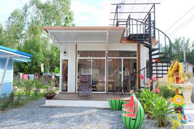 Baan Cha-lier Sook Bangsaray