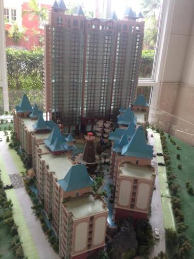 Grande Caribbean Resort 17th floor by Bell-Turner