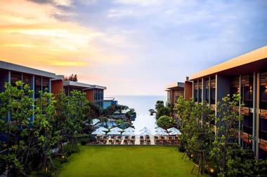 Renaissance Pattaya Resort & Spa - SHA Extra Plus