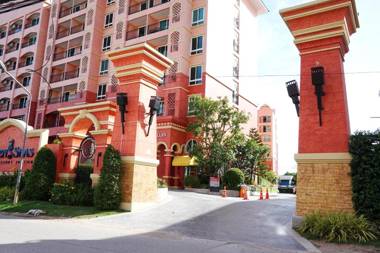 Seven Seas Resort Pattaya & Sofa bed