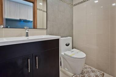 LIGHT & BRIGHT Studio in Laguna Beach Maldives