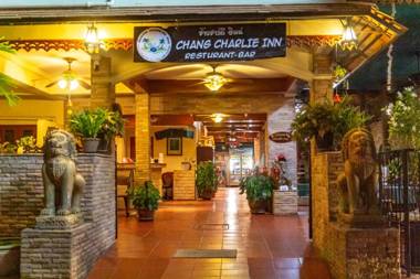 Chang Charlie Inn Boutique