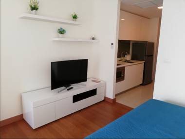 Fantastic Sea Views and High Floor @ Palm WongAmat