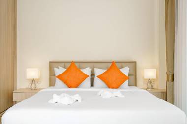 Luxury Pool Villa A14 / 3BR 6-8 persons