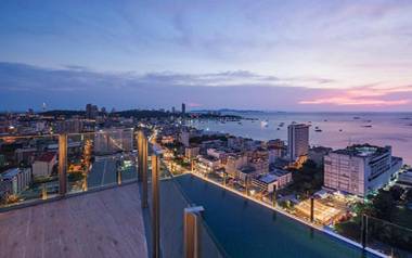 The Base Condo @ luxury apartment @ Pattaya Beach