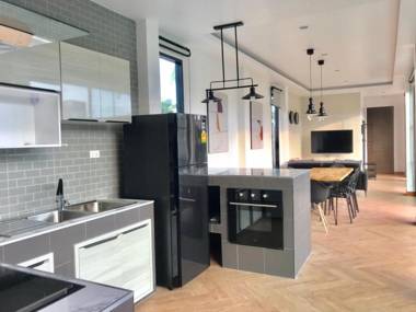 Ban Amphur Pool Villa