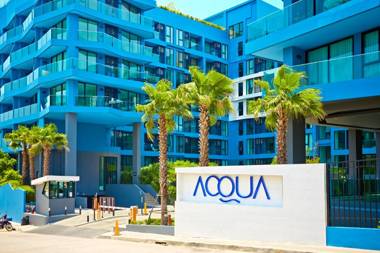 Acqua Condo by Tech