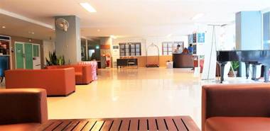 Jomtien Plaza residence large modern studio apartment