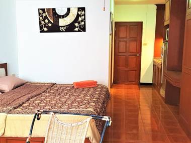 Thepthip Mansion Pattaya 5th floor studio apartment