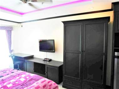 Beach condo Jomtien Pattaya great location